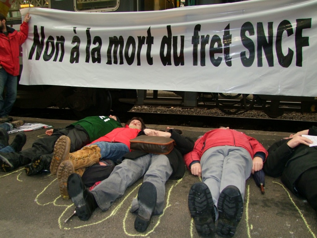 Non +á la mort du Fret SNCF